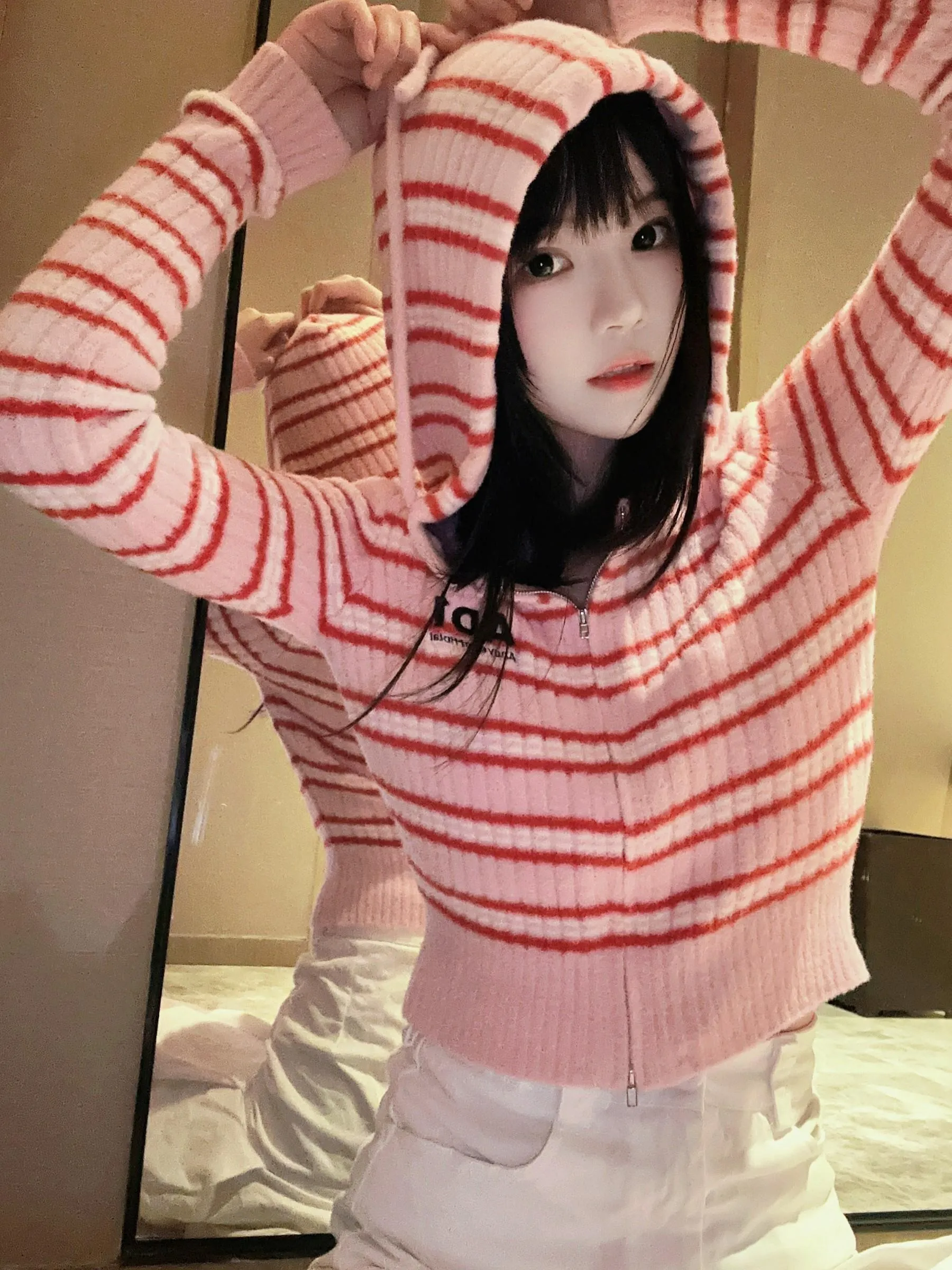 桜桃喵 – NO.166 条纹毛衣 [22P]插图6